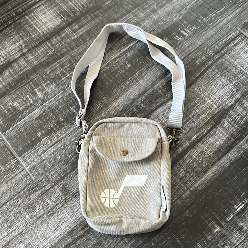 Field & Co Utah Jazz purse bag
